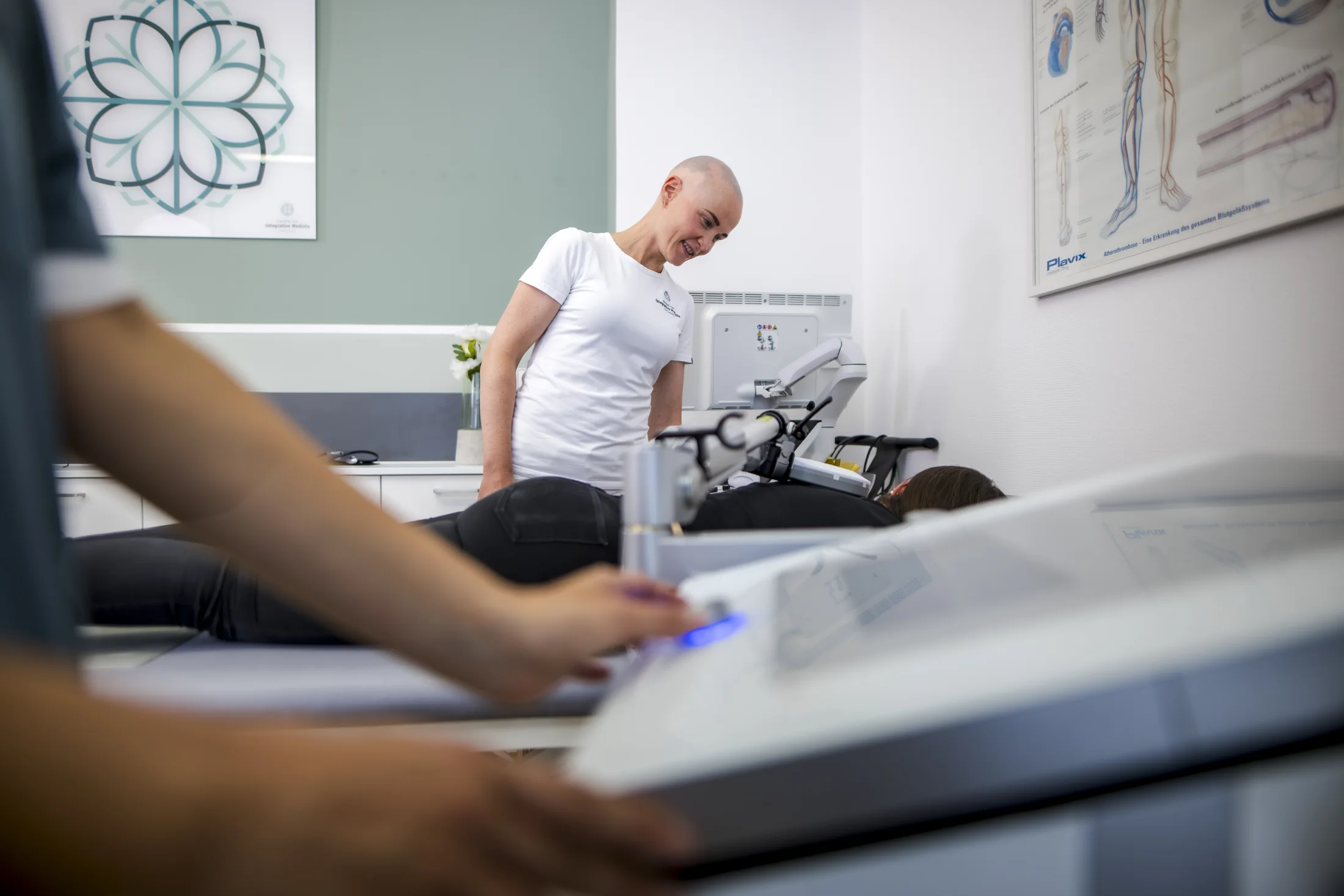 Zentrum für integrative Medizin Karlsruhe Orthopädie Emfield Rückenschmerzen
